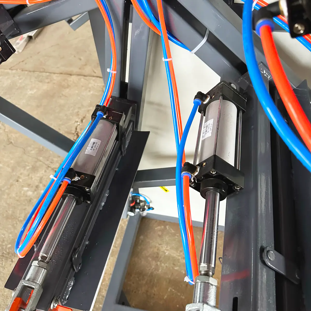 Evenly layered finished pipe coil with uniform width and no crossed turns