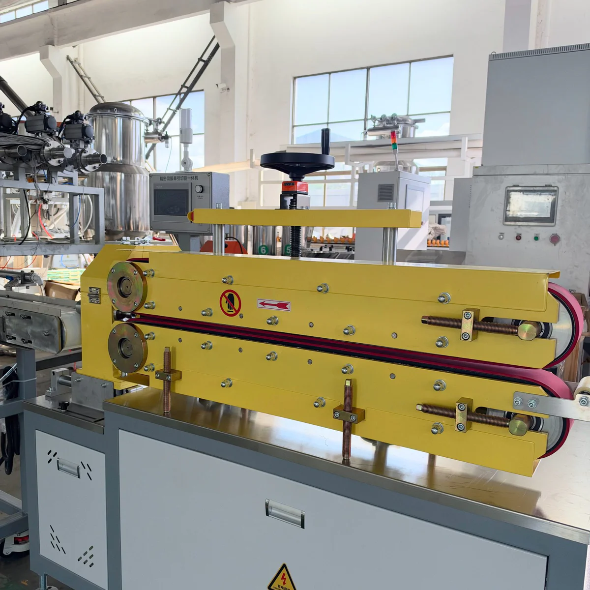 servo haul-off machine for nylon / PA tube extrusion line